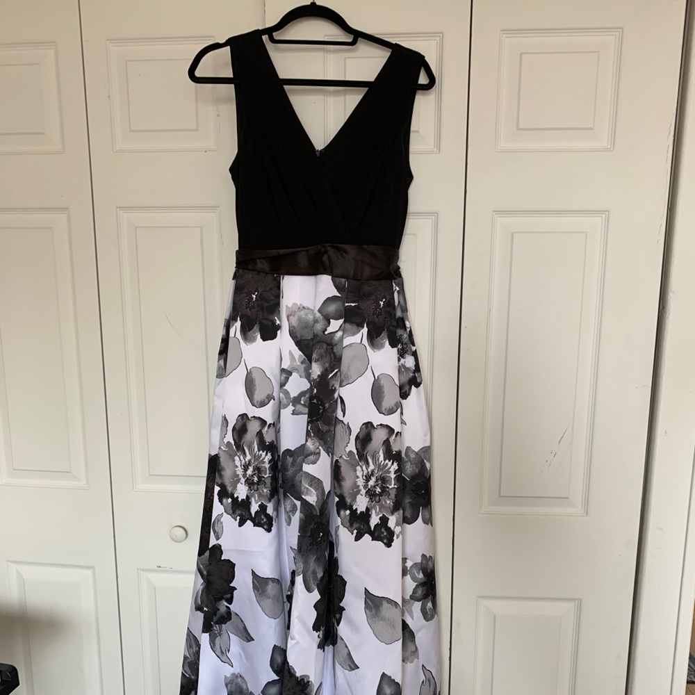 Leslie Fay Gown